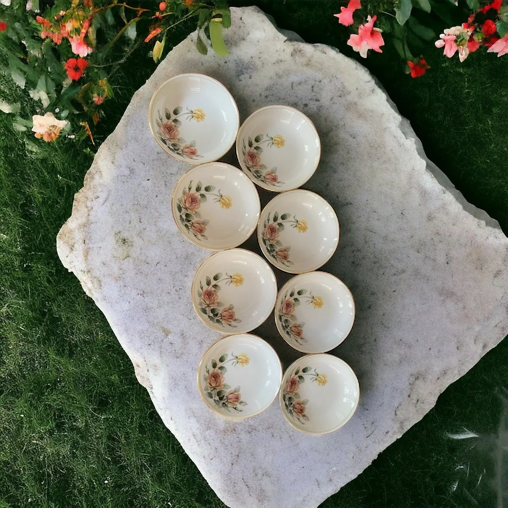 Set of 8 Vintage Kent China Trio Pattern dessert / fruit / sauce bowl. - Picture 2 of 6